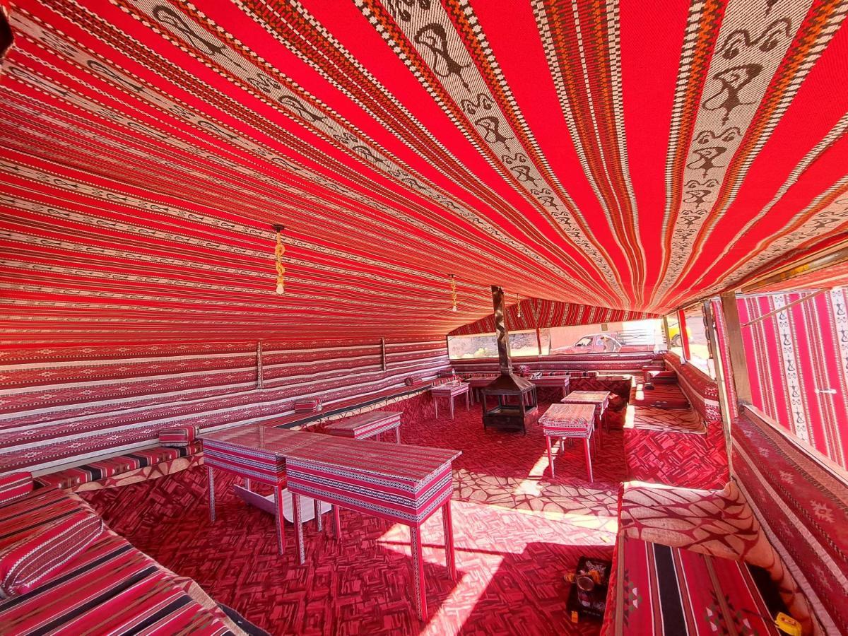 Wadi Rum Desert Heart Camp Bagian luar foto