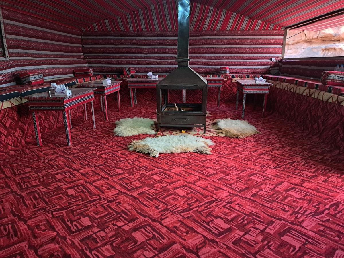 Wadi Rum Desert Heart Camp Bagian luar foto