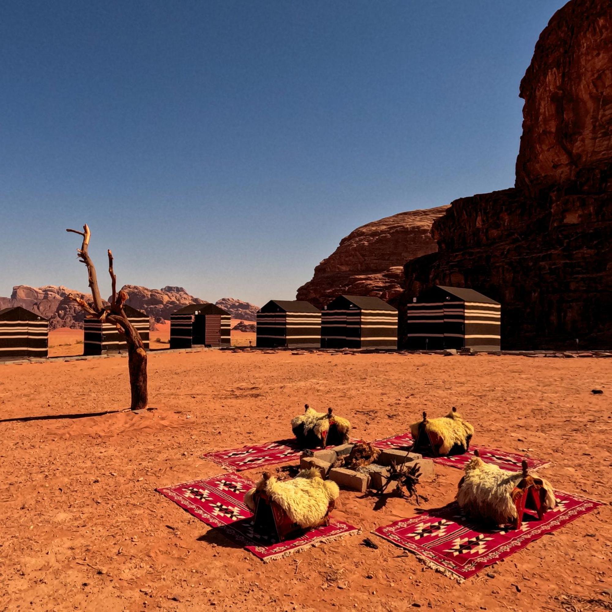 Wadi Rum Desert Heart Camp Bagian luar foto