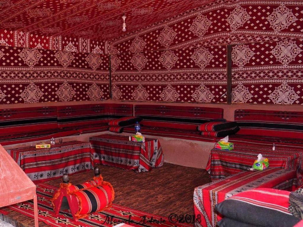 Wadi Rum Desert Heart Camp Bagian luar foto