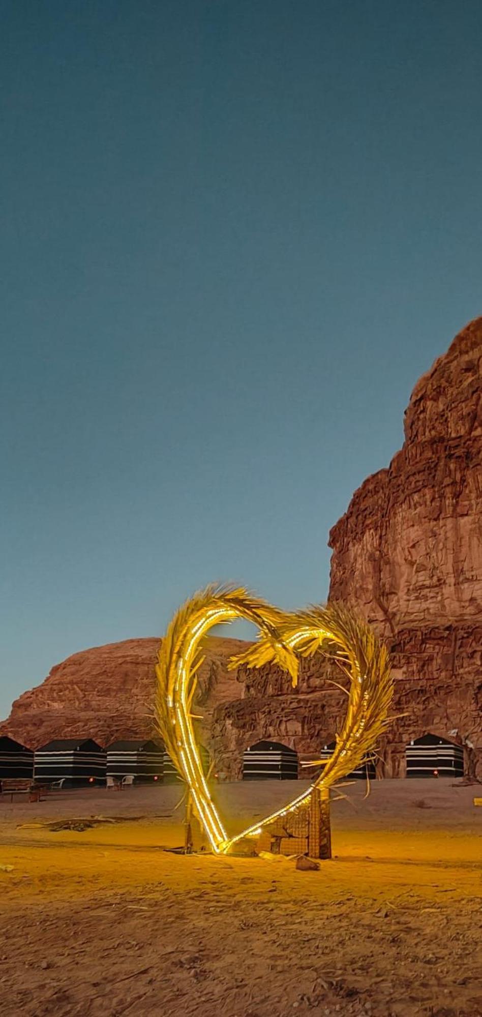 Wadi Rum Desert Heart Camp Bagian luar foto
